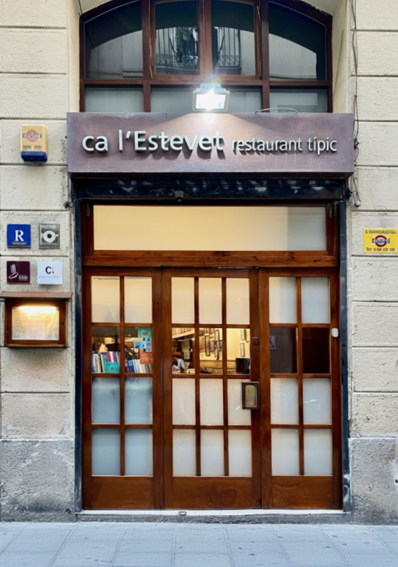 Imatge de la façana del Restaurant Ca L'Estevet de Barcelona