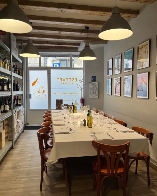 #estevetbarcelona#cuinacatalana#cuinademercat#cuinatradicional #cuinacasolana#SomGastronomia#CRMG25#cuinadeproximitat#cuinadecasa#delivery#takeaway#elraval#barcelona#localfood#cocinacatalana#cocinatradicional#cuinalocal#cocinalocal